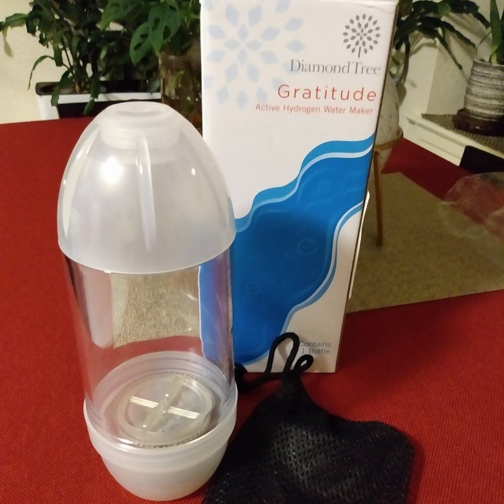 NWOT: Diamond Tree Gratitude: Active Hydrogen Water Maker